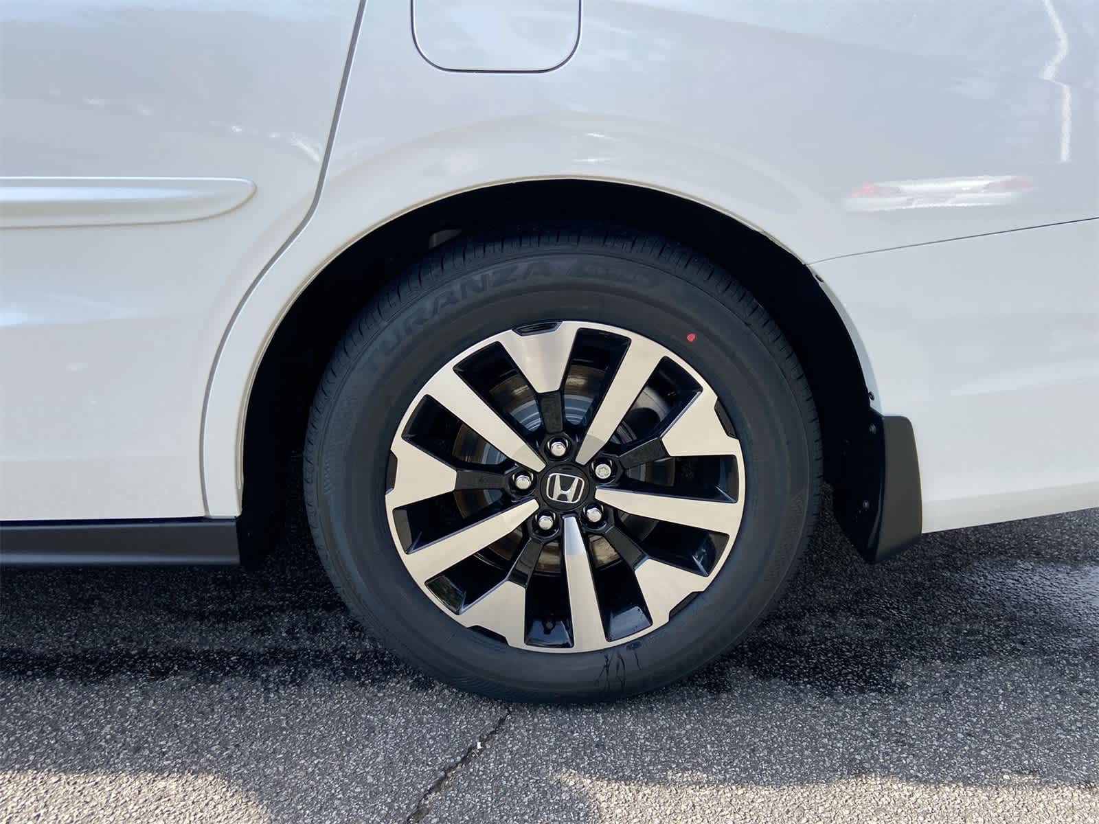 Thumbnail: 2026 Honda Odyssey - 7