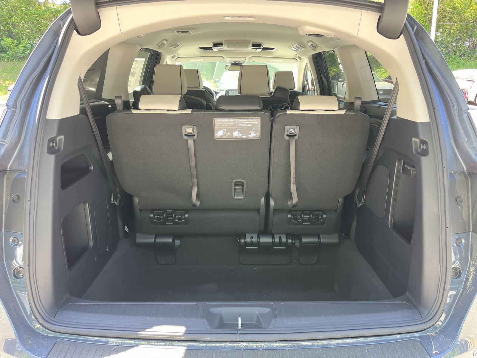 Thumbnail: 2026 Honda Odyssey - 9