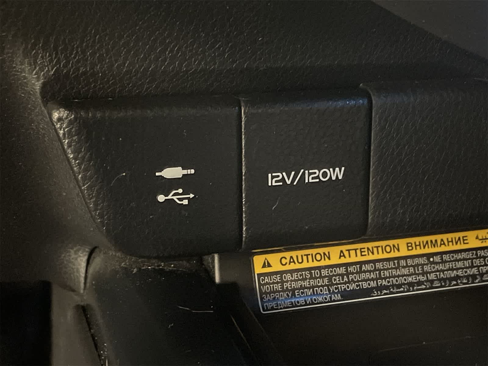 Thumbnail: 2019 Toyota Camry - 7