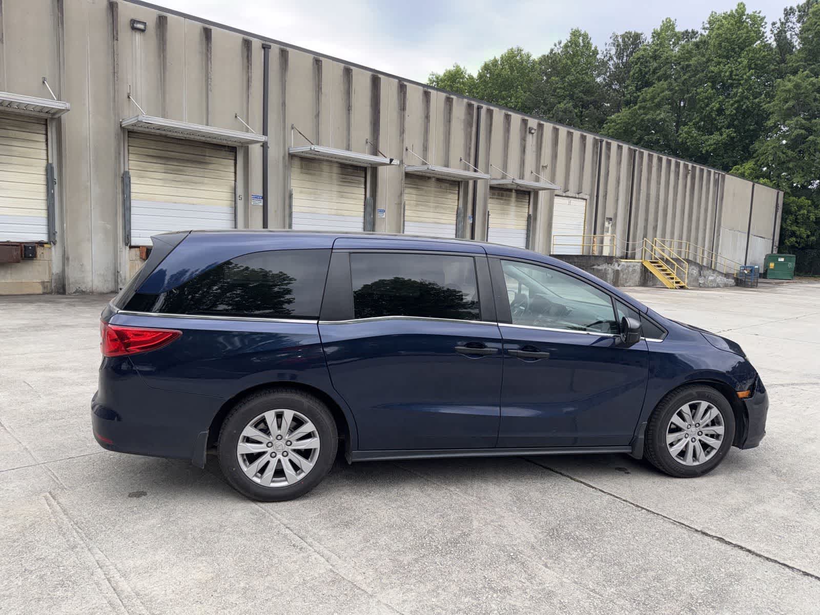 Thumbnail: 2021 Honda Odyssey - 11