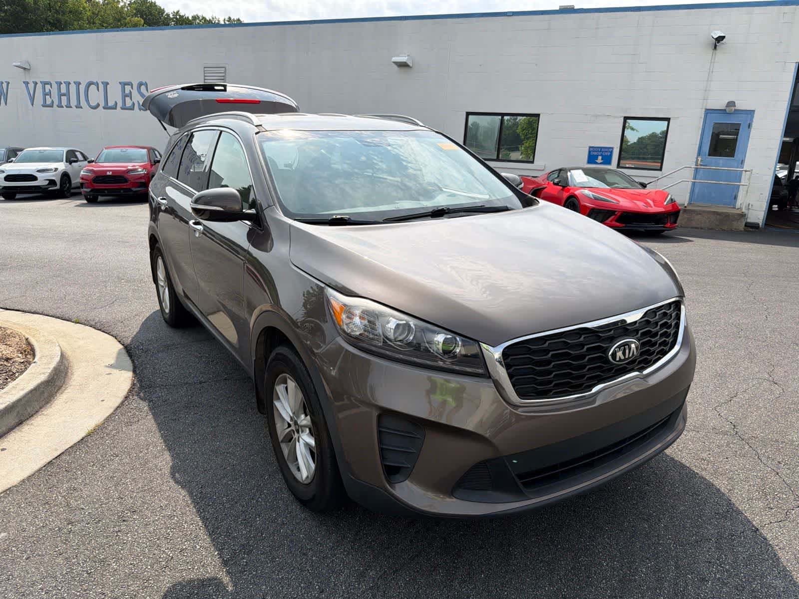 Thumbnail: 2019 Kia Sorento - 14