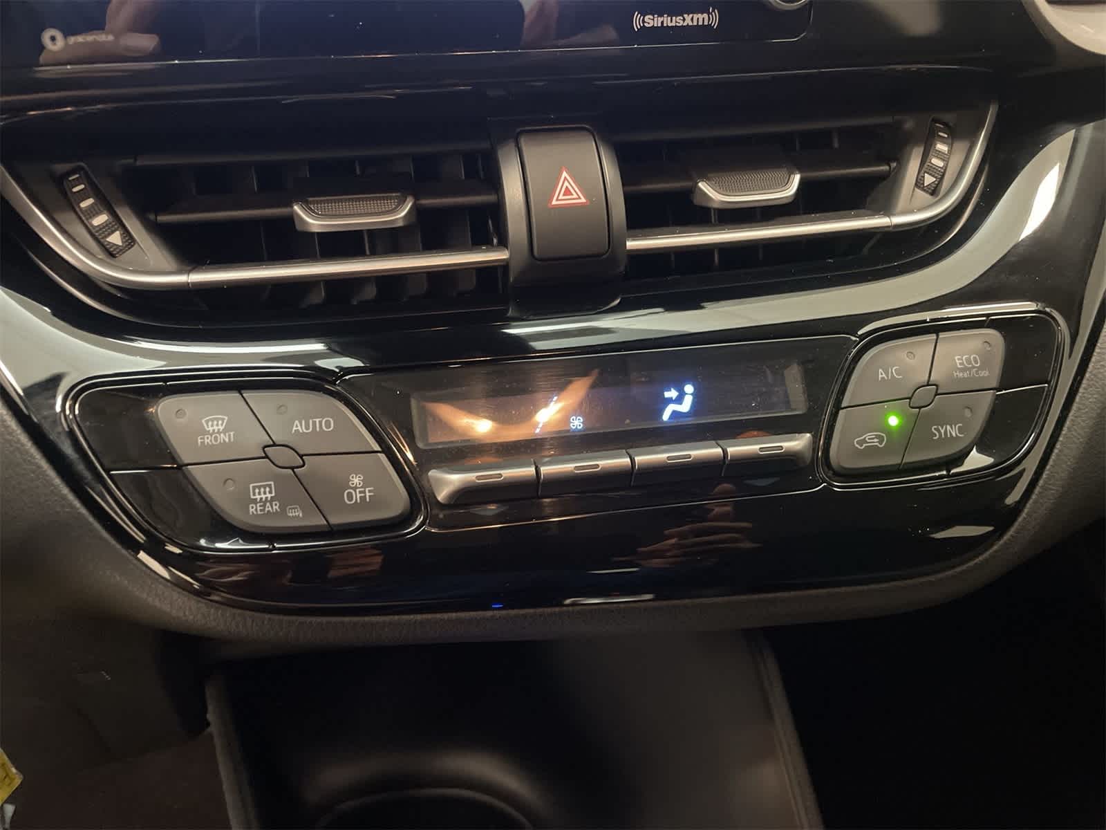 Thumbnail: 2021 Toyota C-HR - 27