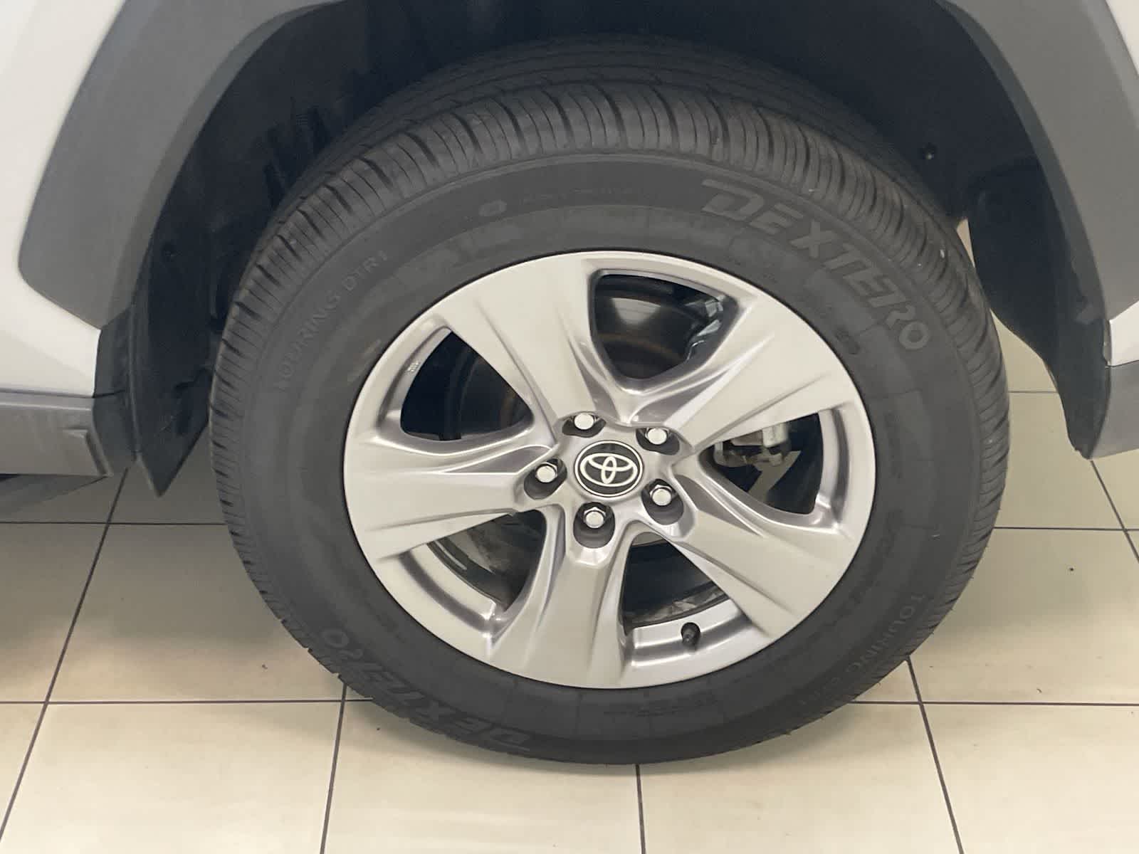 Thumbnail: 2023 Toyota RAV4 - 23