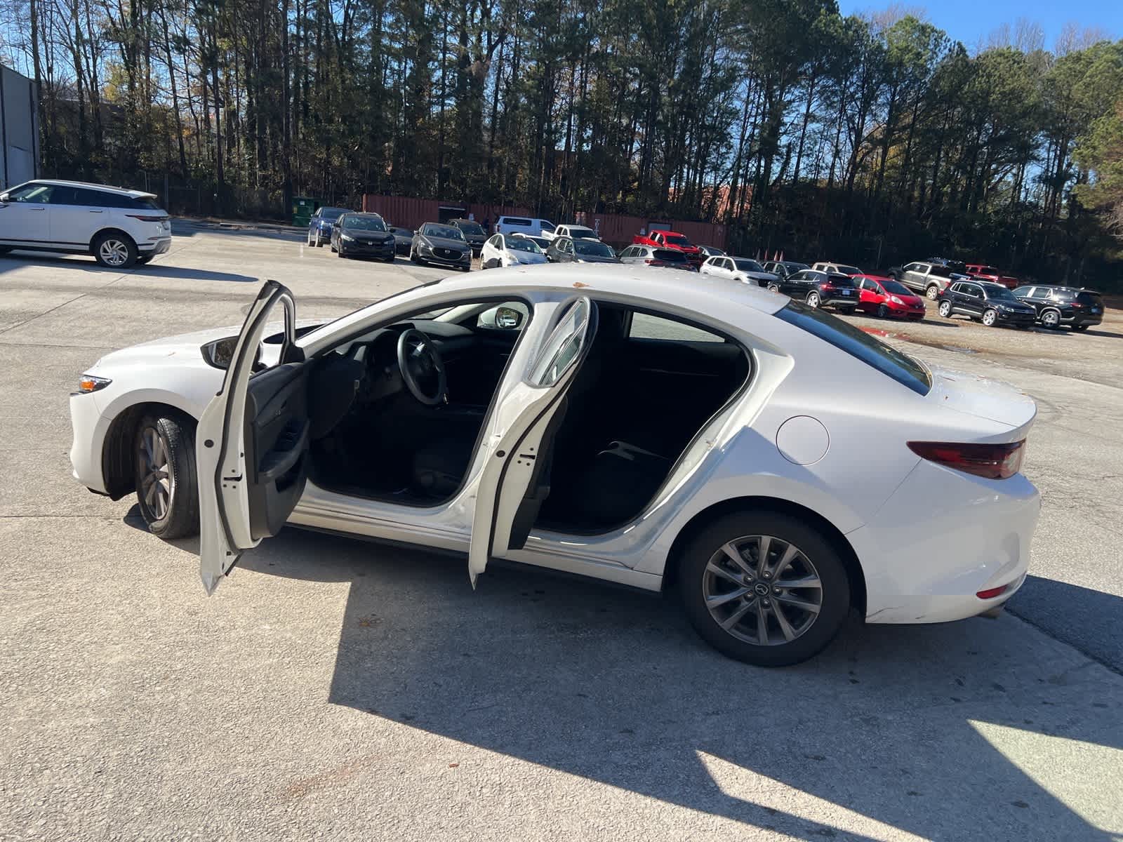 Thumbnail: 2021 Mazda Mazda3 - 18