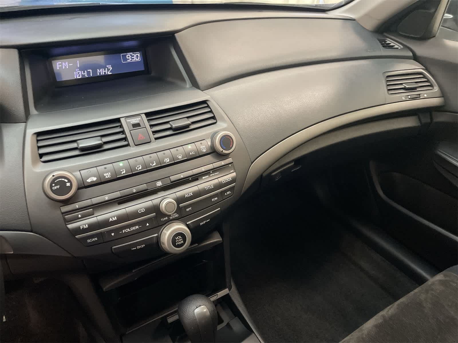 Thumbnail: 2009 Honda Accord - 25