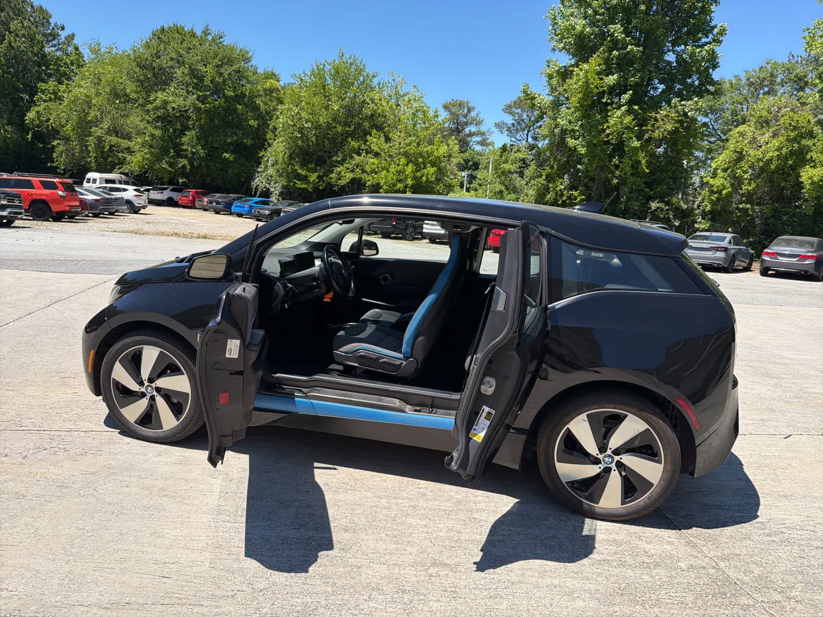 Thumbnail: 2016 BMW i3 - 20