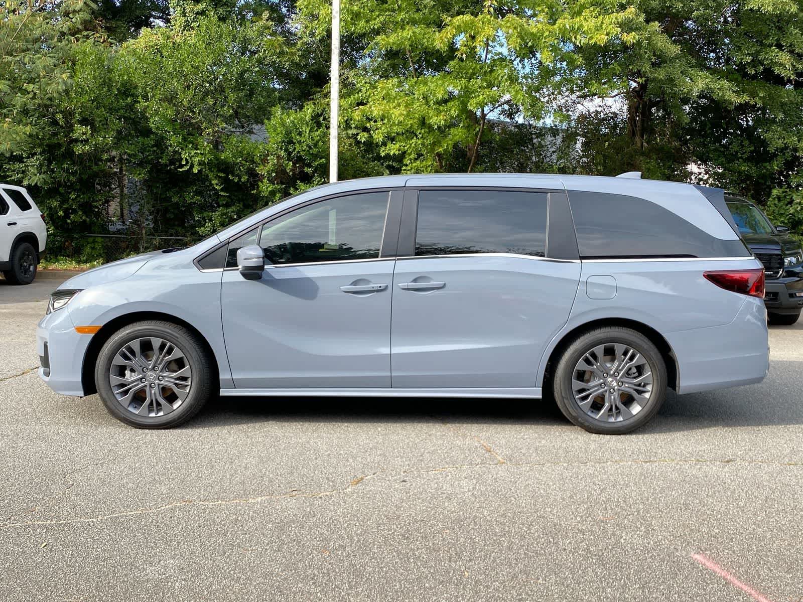 Thumbnail: 2026 Honda Odyssey - 2