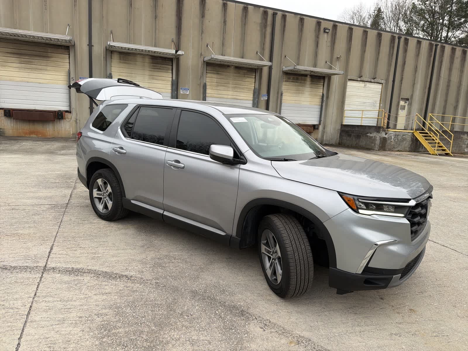 Thumbnail: 2025 Honda Pilot - 12