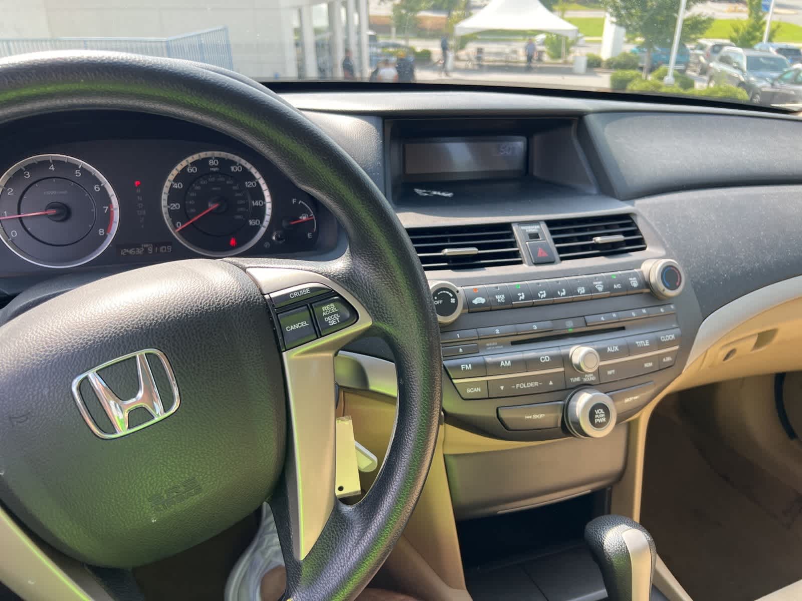 Thumbnail: 2011 Honda Accord - 20