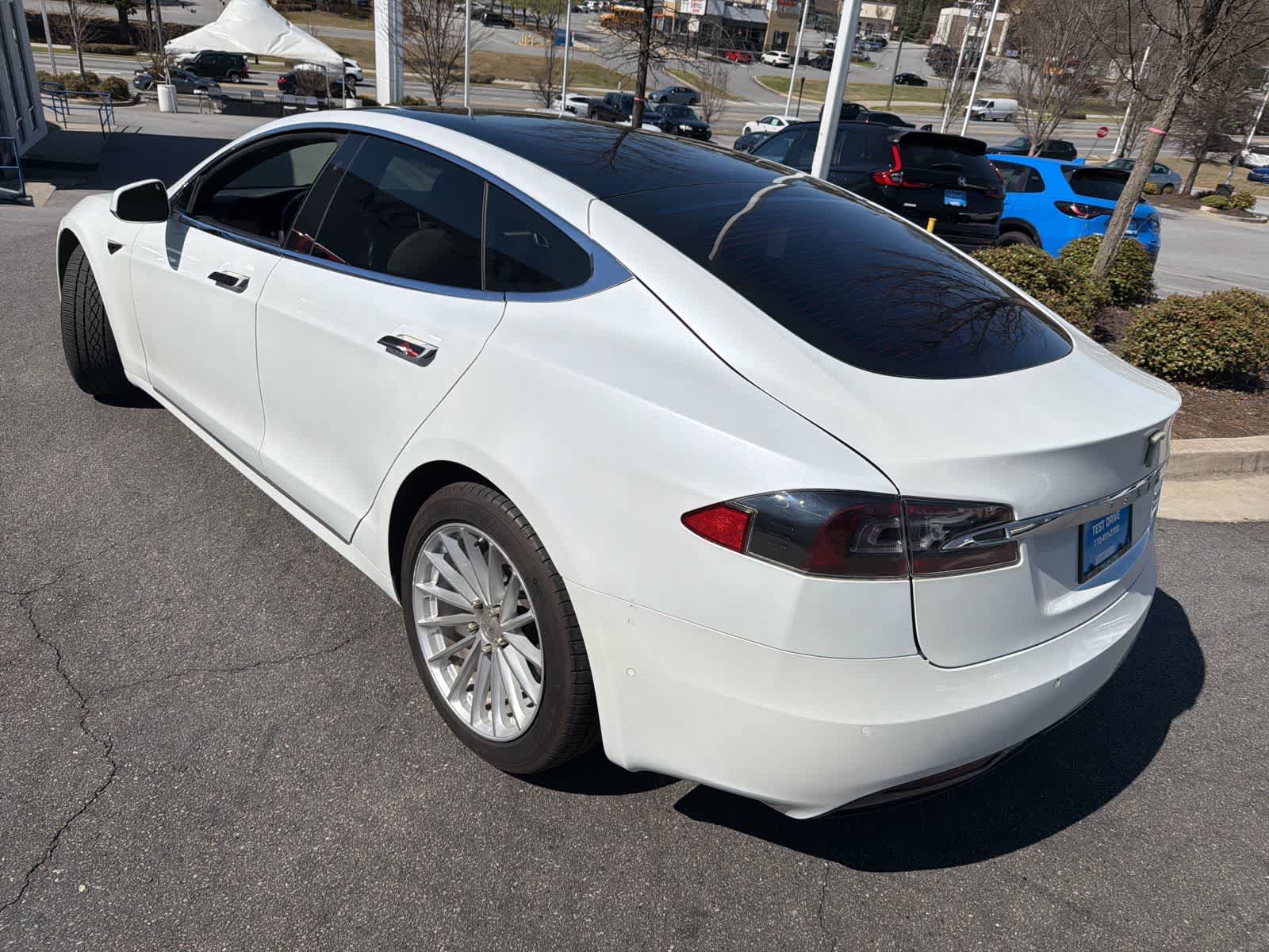 Thumbnail: 2020 Tesla Model S - 8