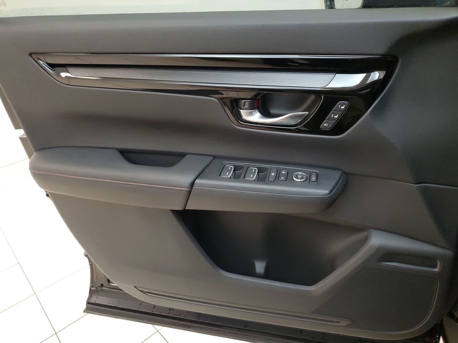 Thumbnail: 2023 Honda CR-V - 17