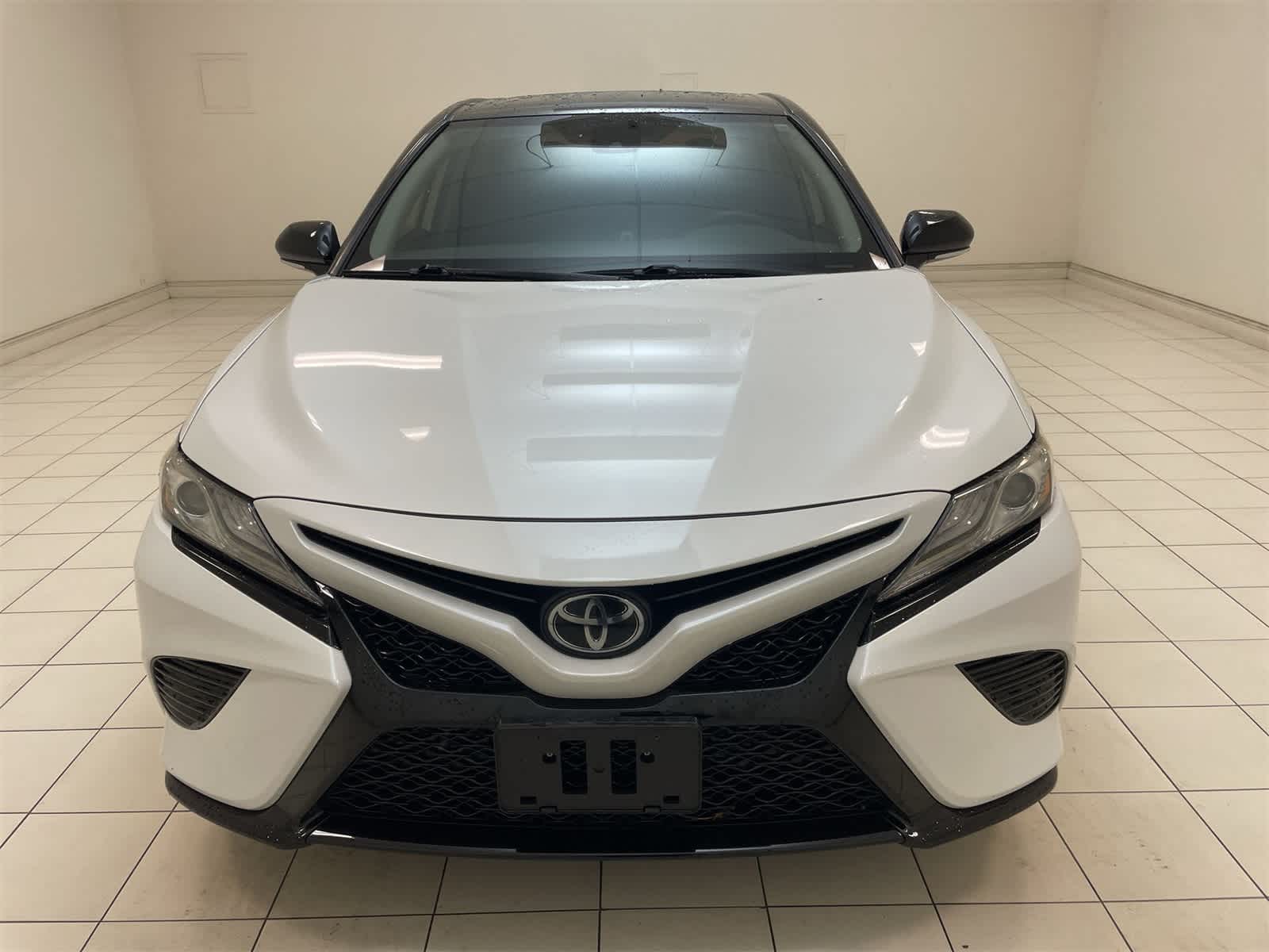 Thumbnail: 2019 Toyota Camry - 23