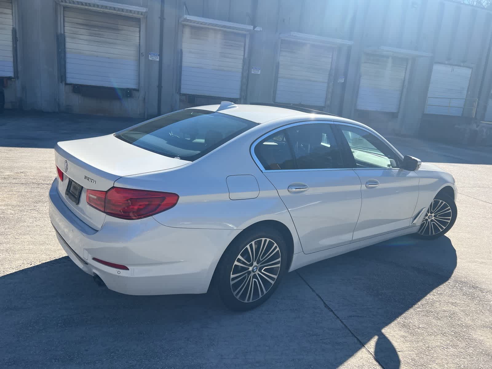 Thumbnail: 2018 BMW 5 Series - 9