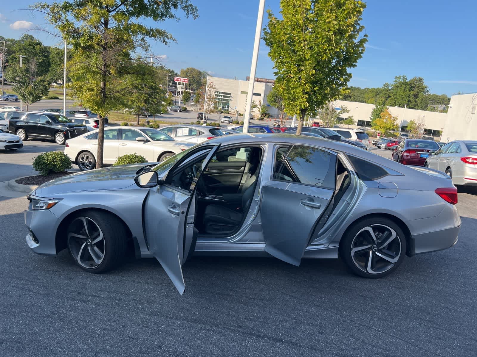Thumbnail: 2022 Honda Accord - 18