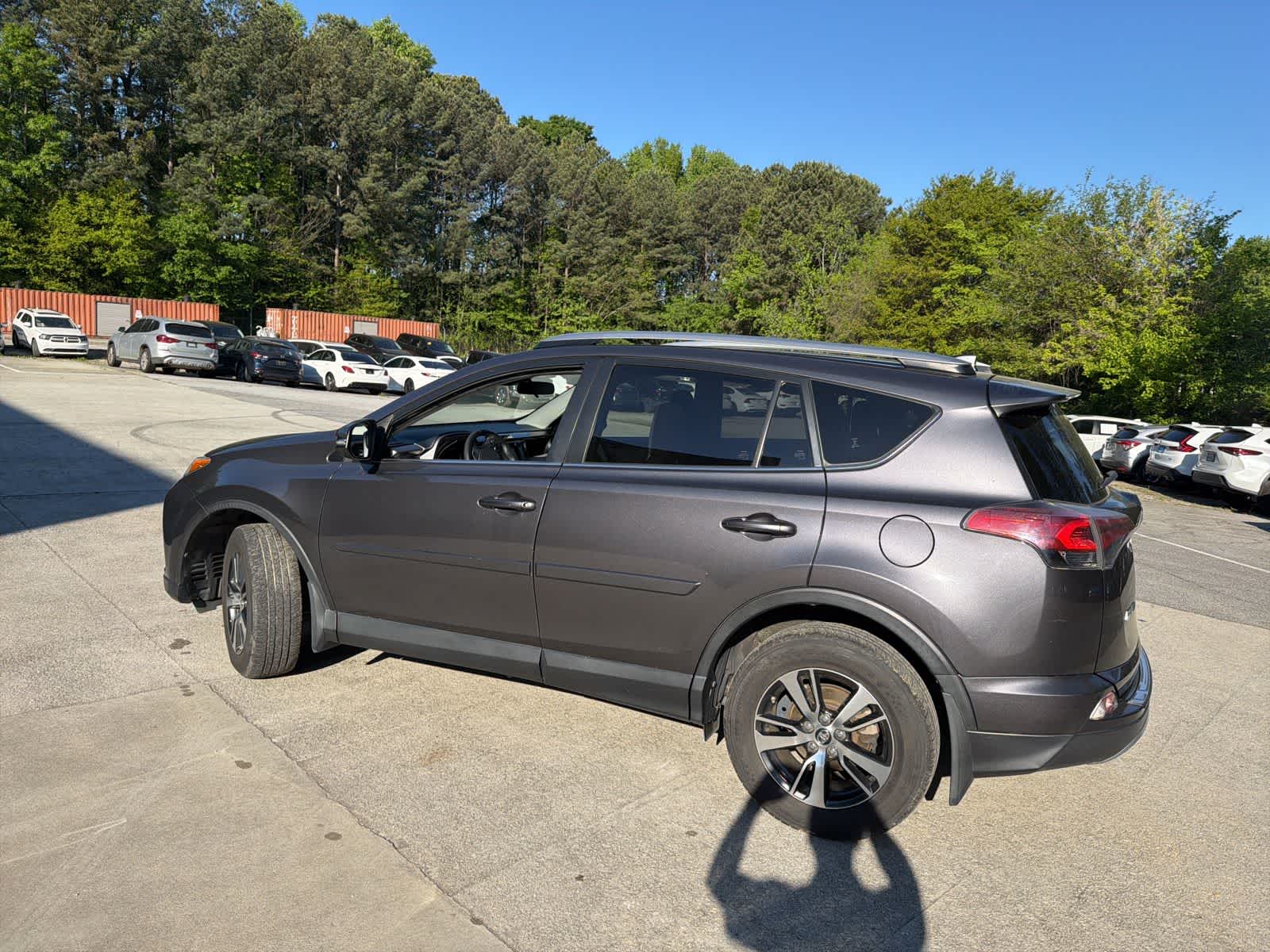 Thumbnail: 2018 Toyota RAV4 - 7