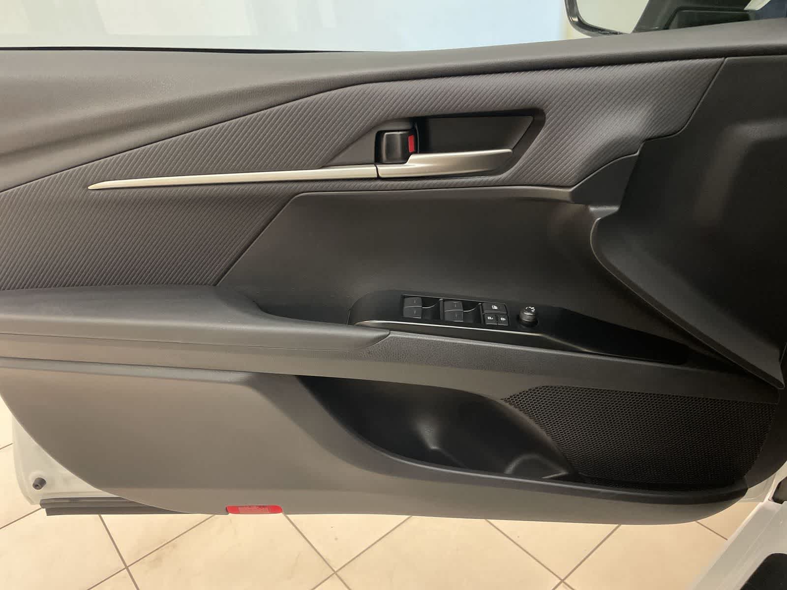 Thumbnail: 2025 Toyota Camry - 15
