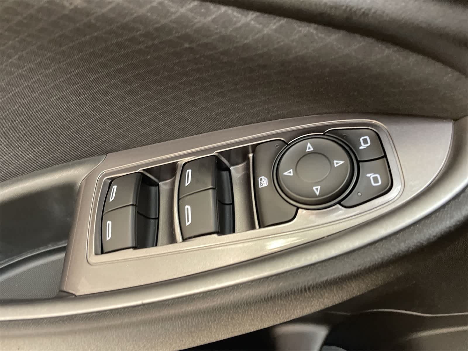 Thumbnail: 2022 Chevrolet Malibu - 15