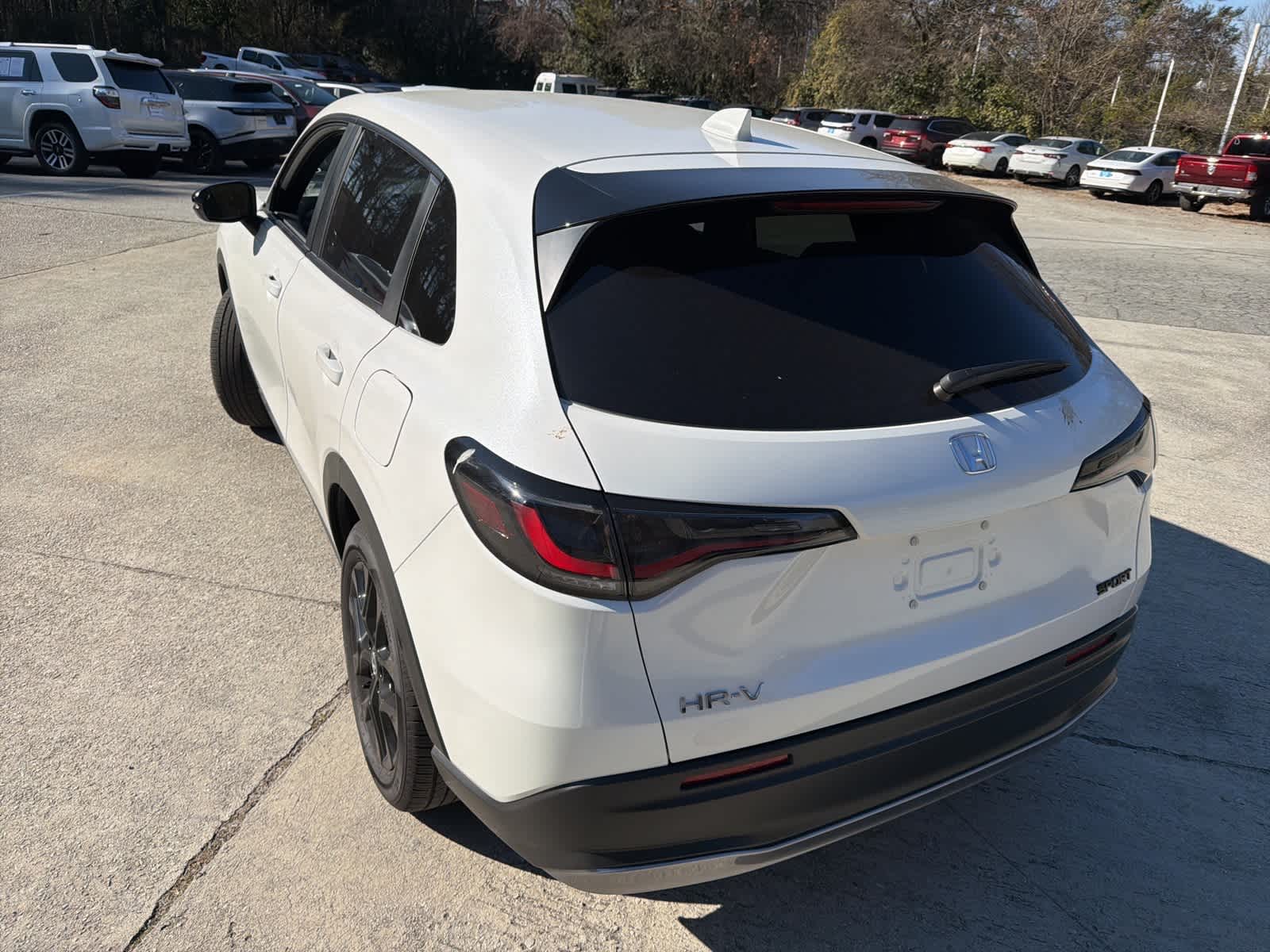 Thumbnail: 2025 Honda HR-V - 8