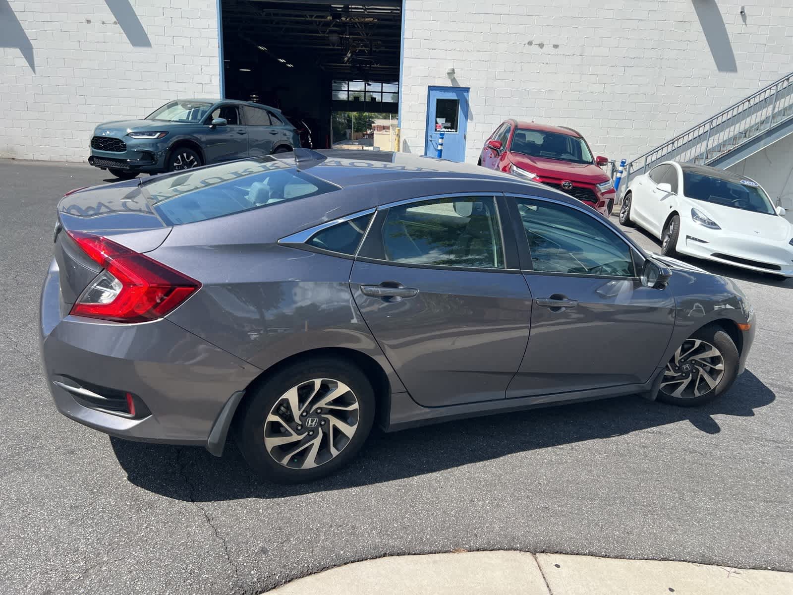 Thumbnail: 2018 Honda Civic - 11