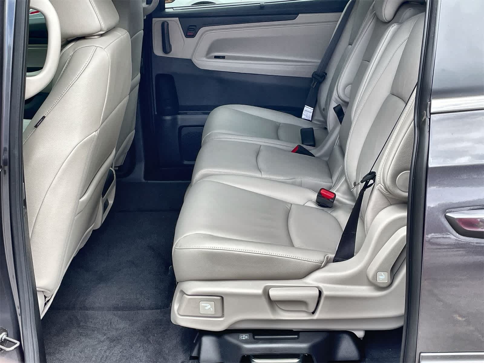 Thumbnail: 2026 Honda Odyssey - 10