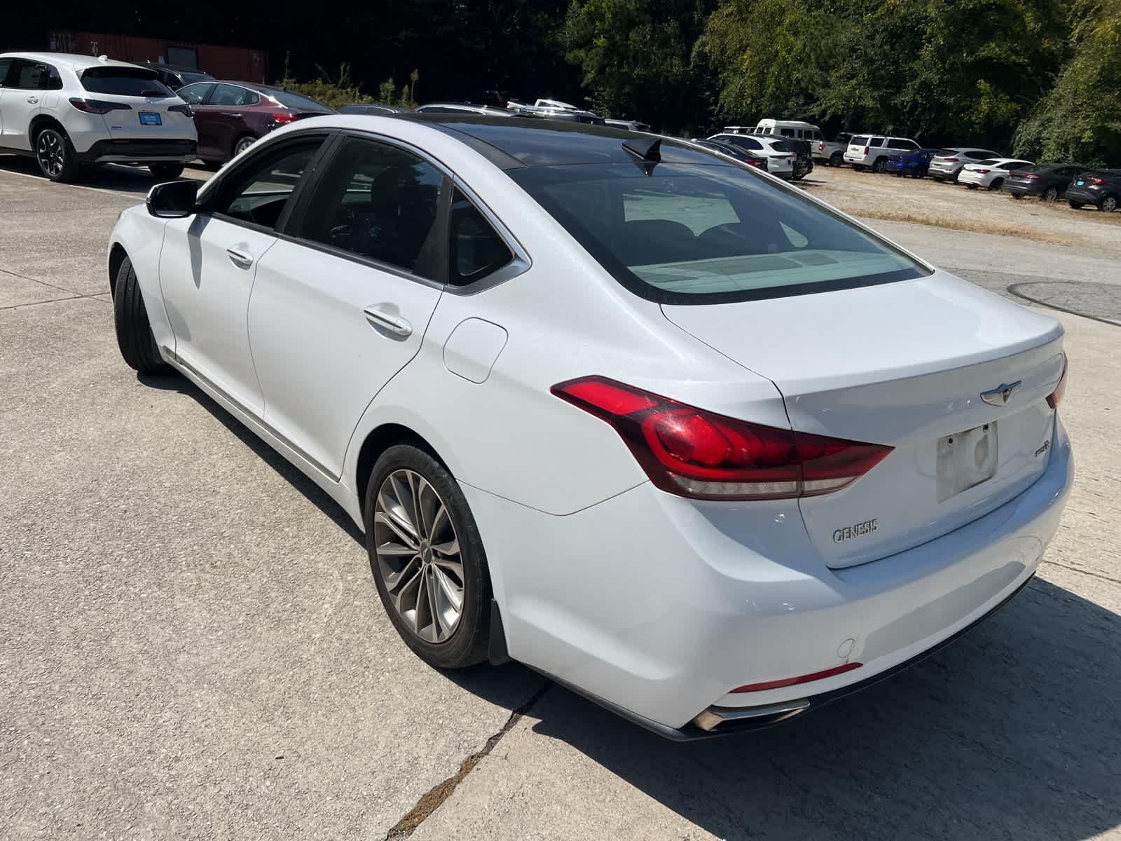 Thumbnail: 2015 Hyundai Genesis - 7