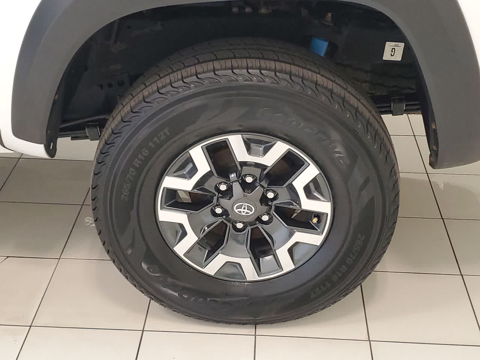 Thumbnail: 2023 Toyota Tacoma - 19