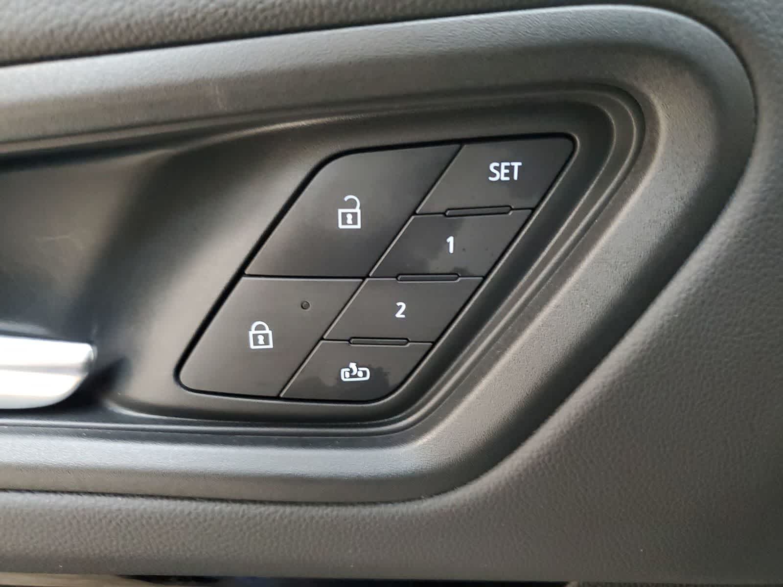 Thumbnail: 2025 Honda Prologue - 19