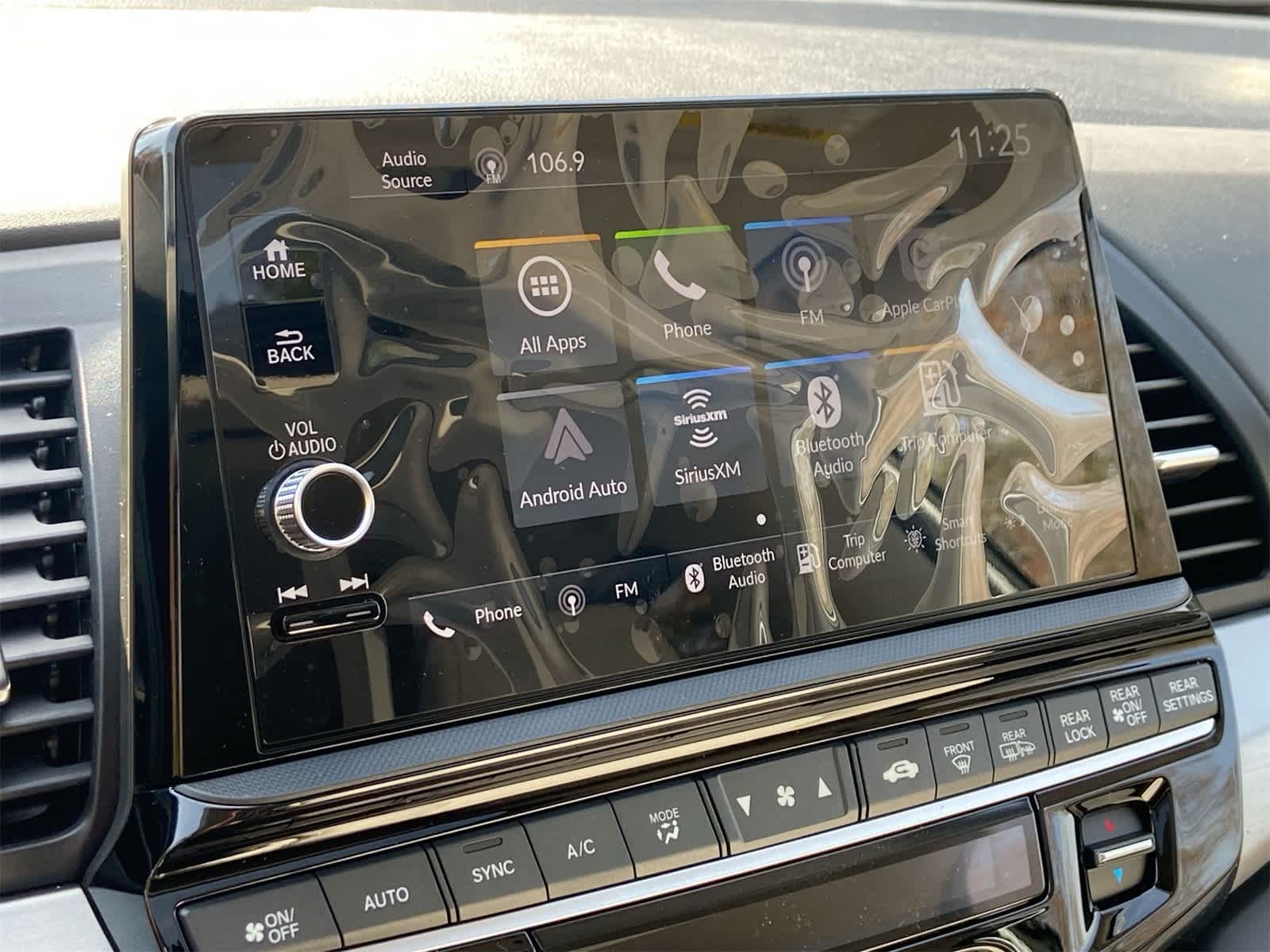 Thumbnail: 2025 Honda Odyssey - 24