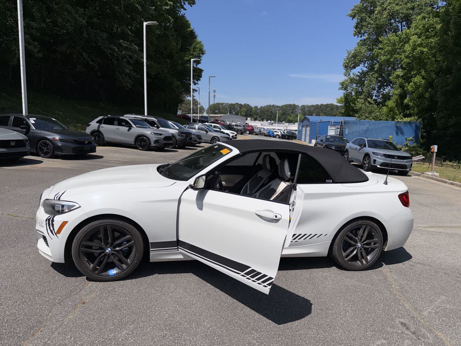 Thumbnail: 2016 BMW 2 Series - 16