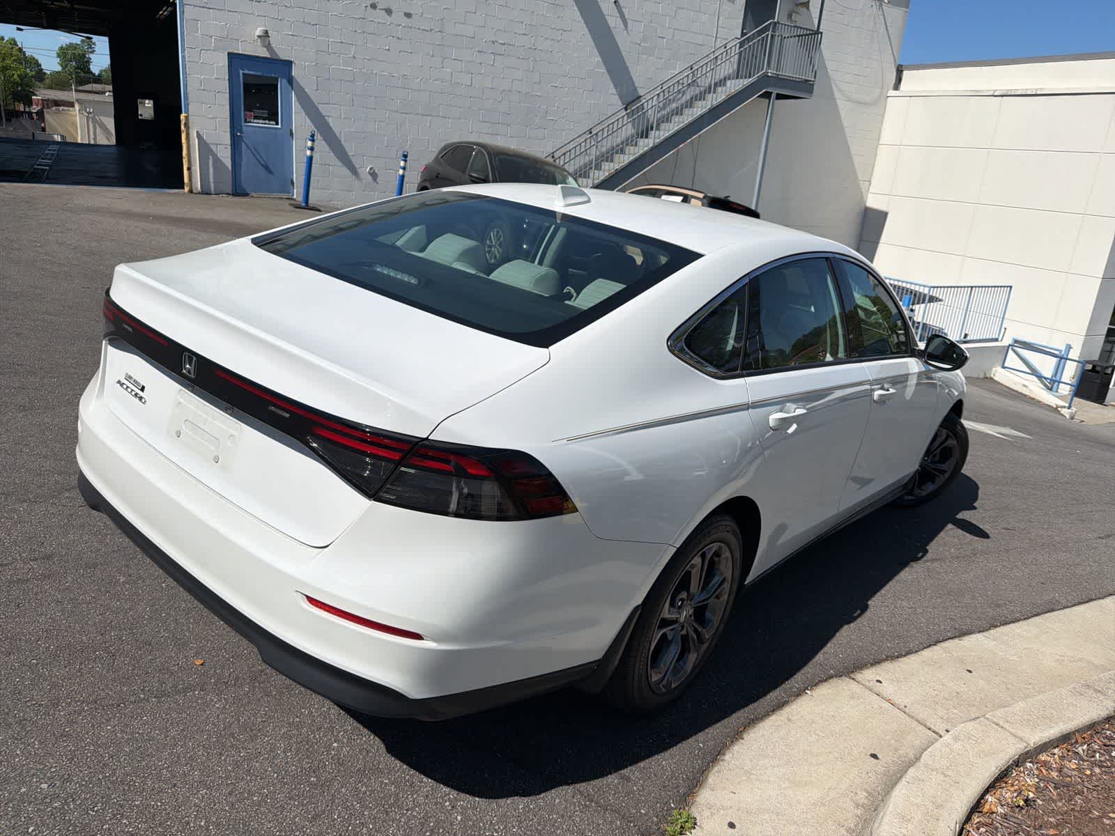 Thumbnail: 2023 Honda Accord - 10