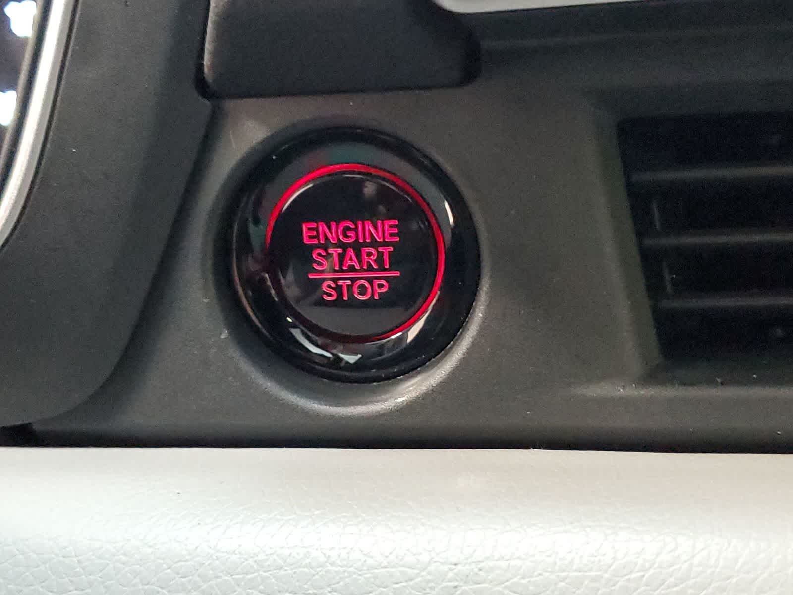 Thumbnail: 2025 Honda Pilot - 8