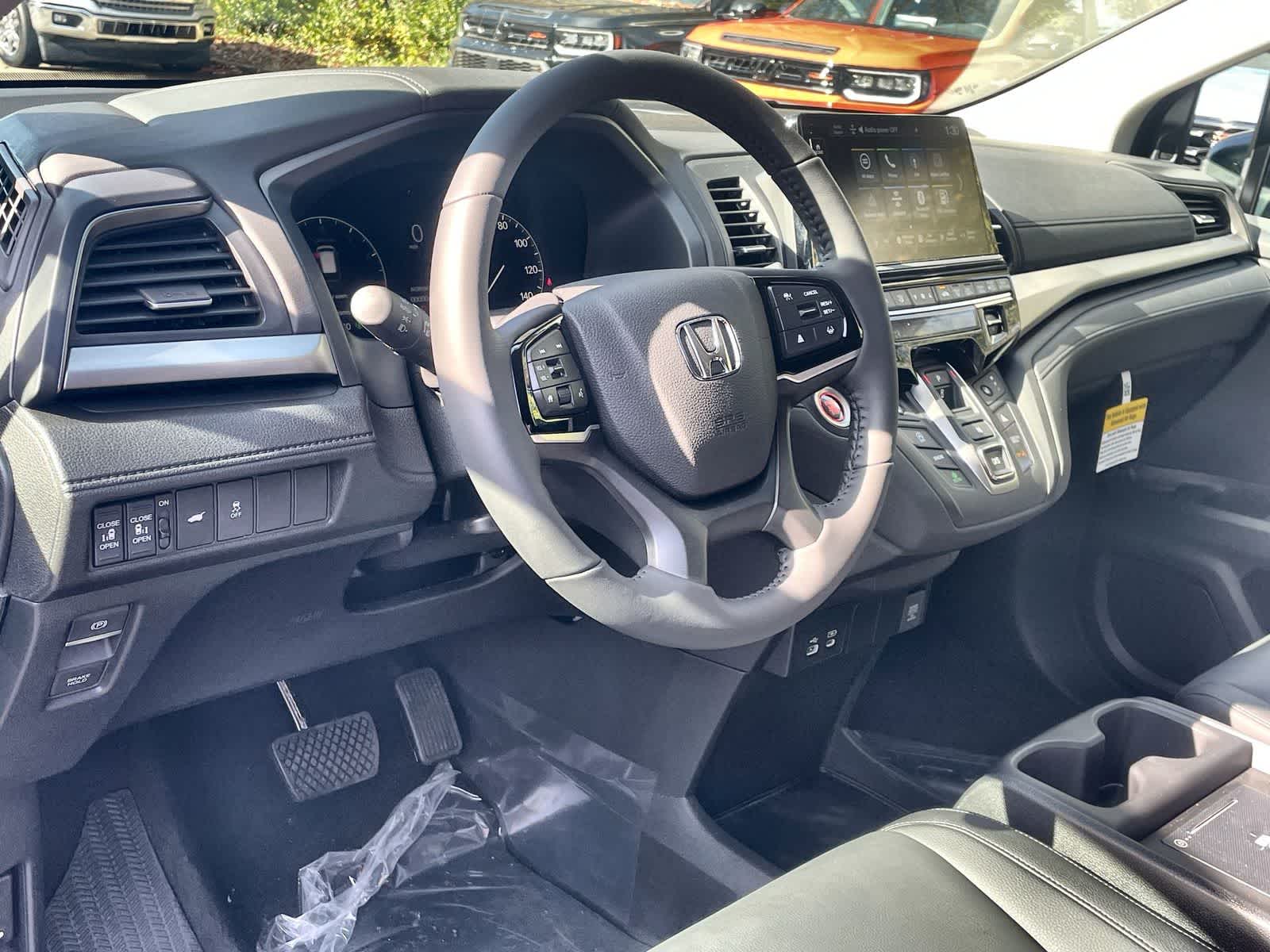 Thumbnail: 2026 Honda Odyssey - 13