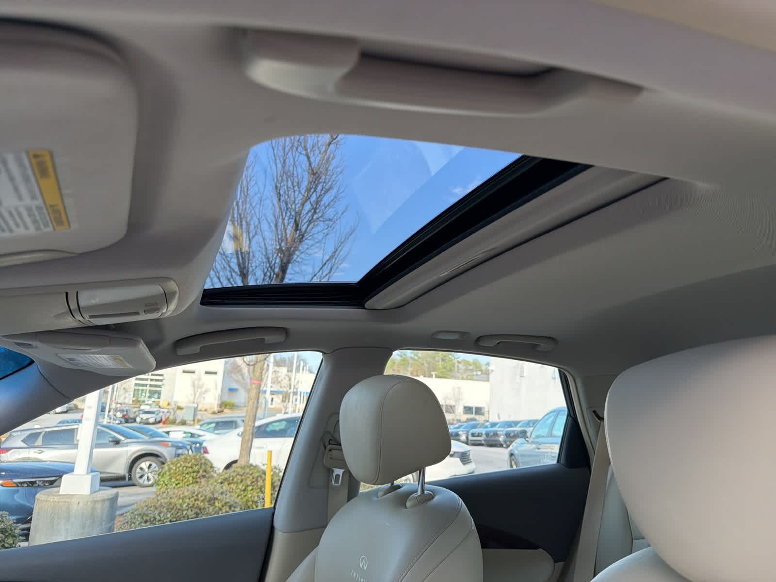 Thumbnail: 2009 INFINITI EX35 - 19