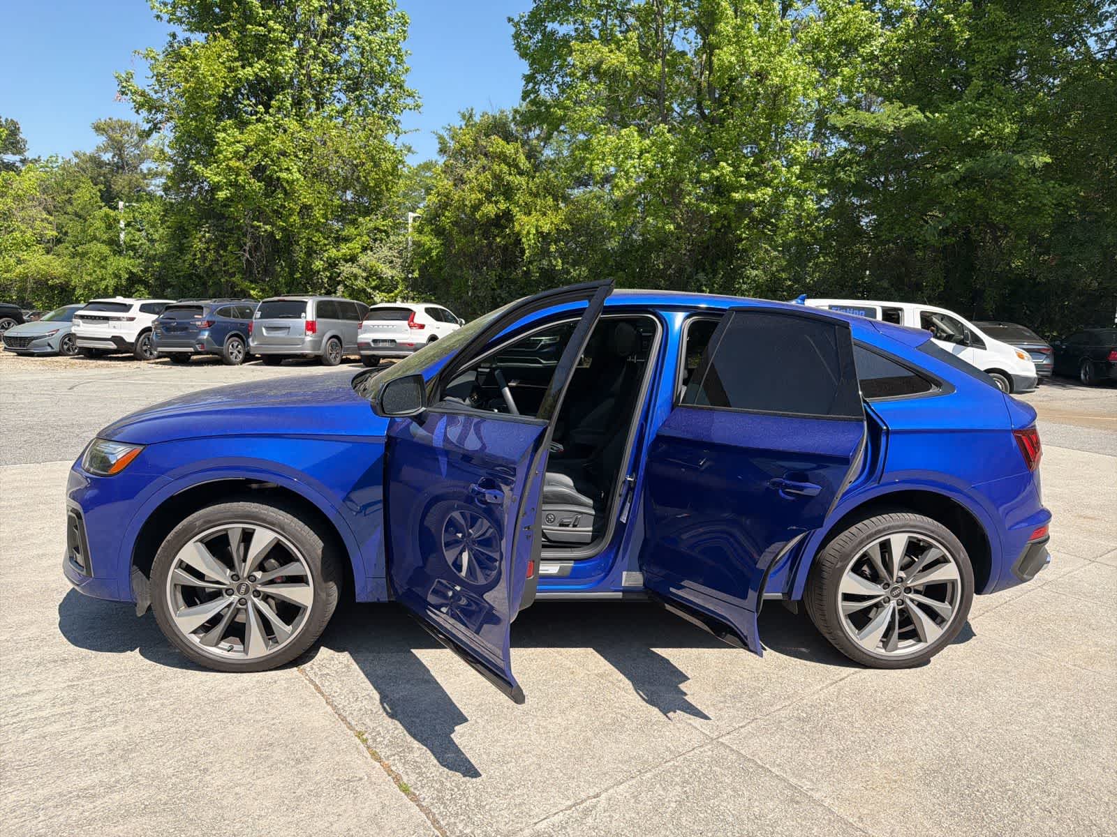 Thumbnail: 2024 Audi SQ5 - 17