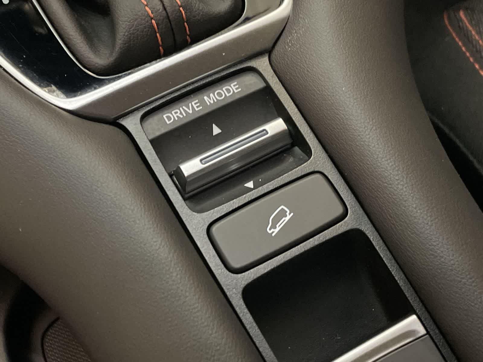 Thumbnail: 2025 Honda HR-V - 31