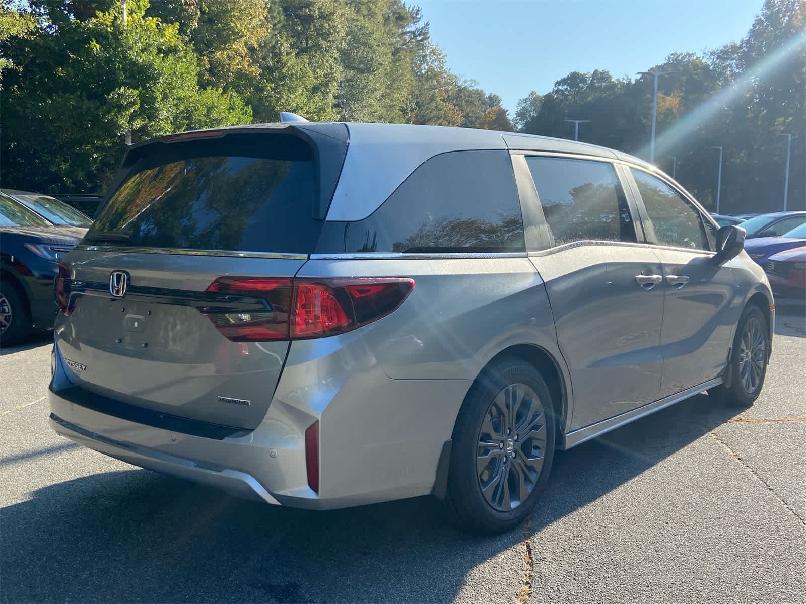 Thumbnail: 2025 Honda Odyssey - 4
