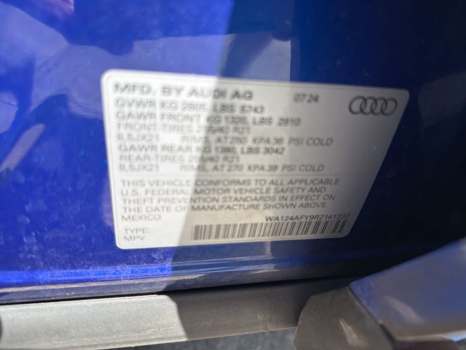Thumbnail: 2024 Audi SQ5 - 18