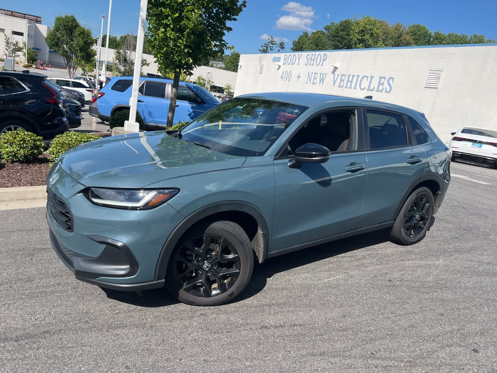 Thumbnail: 2023 Honda HR-V - 4