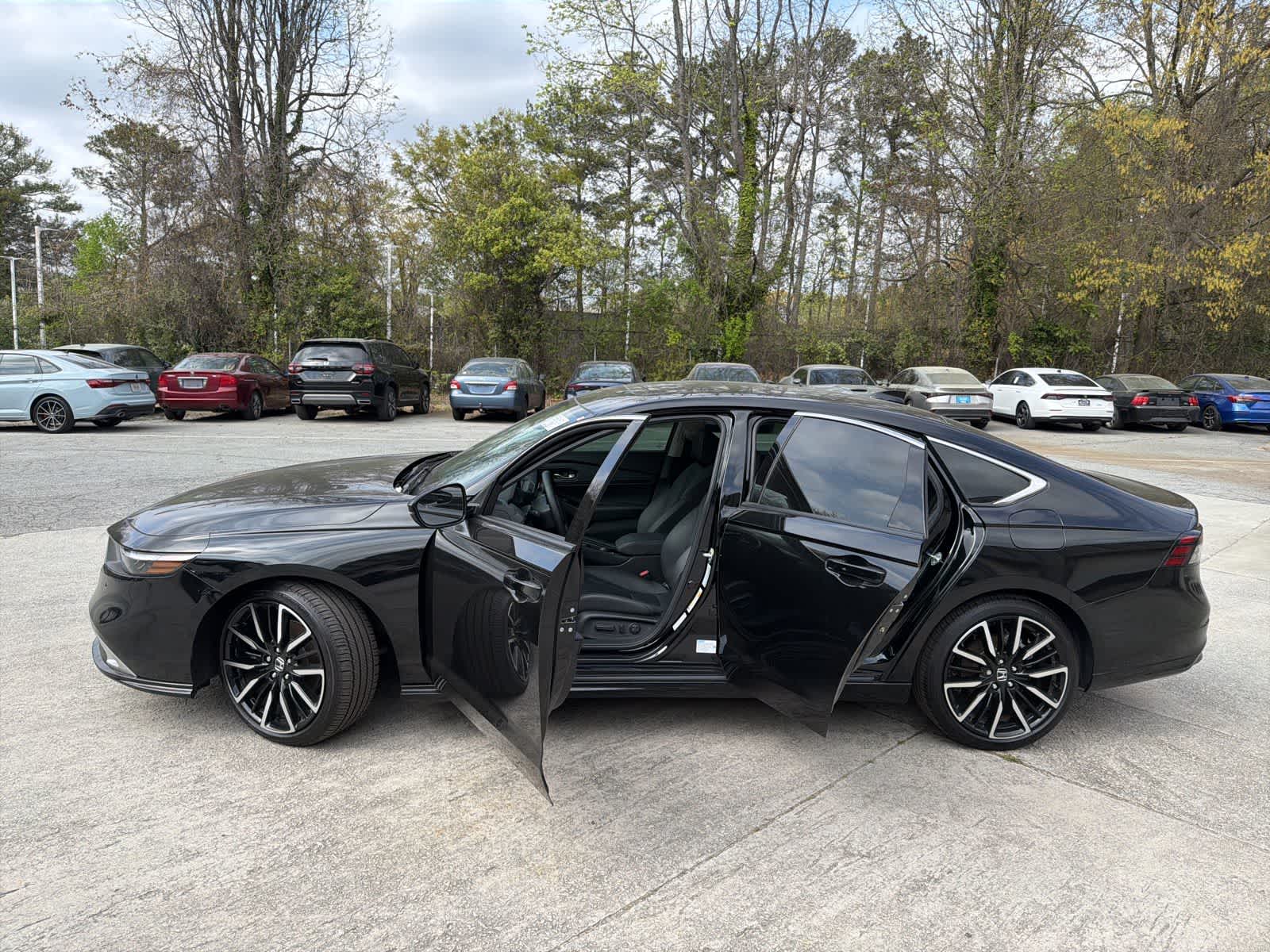 Thumbnail: 2025 Honda Accord - 17