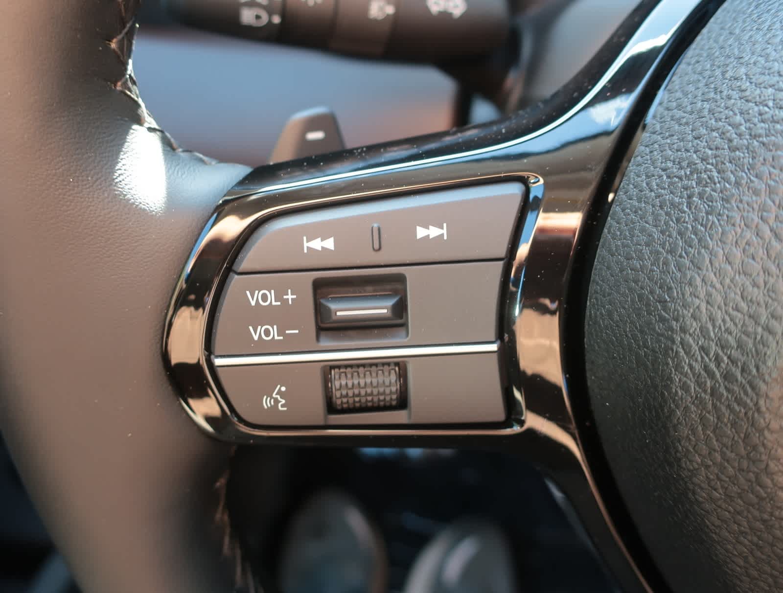 Thumbnail: 2025 Honda Pilot - 15