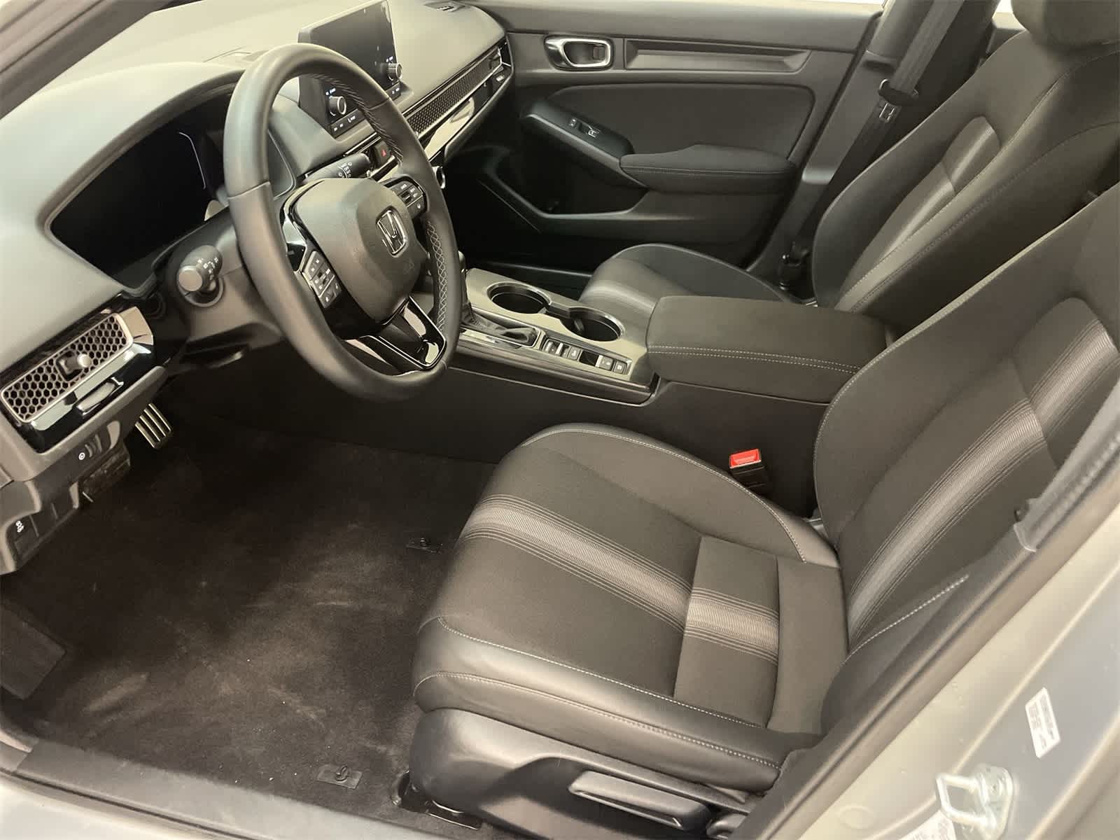 Thumbnail: 2025 Honda Civic - 16