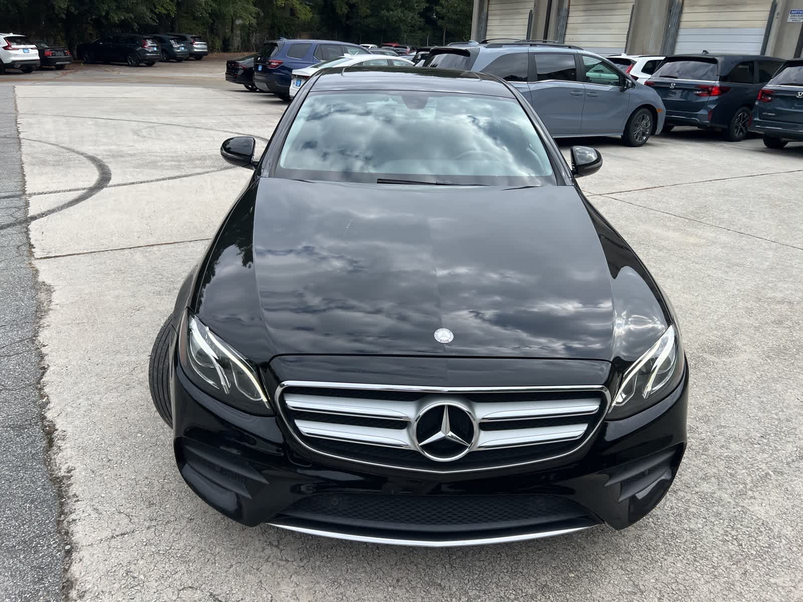 Thumbnail: 2017 Mercedes-Benz E-Class - 16