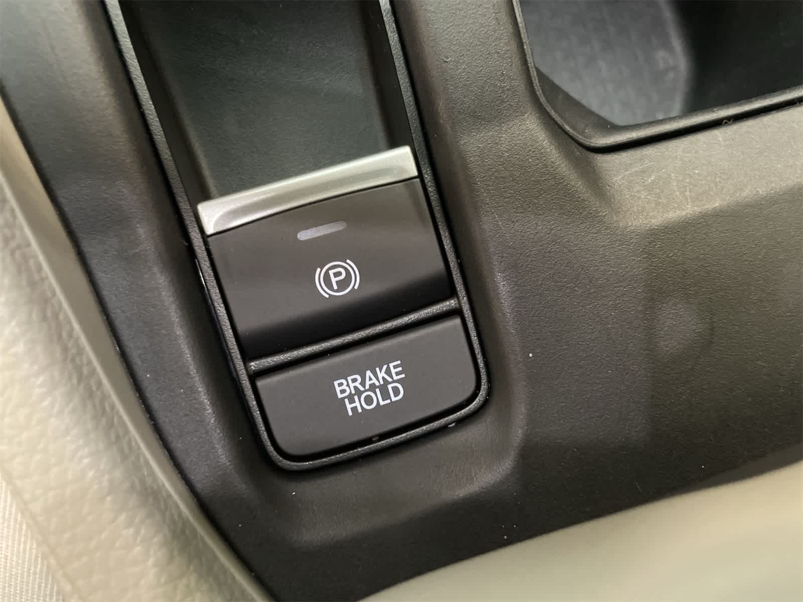 Thumbnail: 2025 Honda Accord - 32