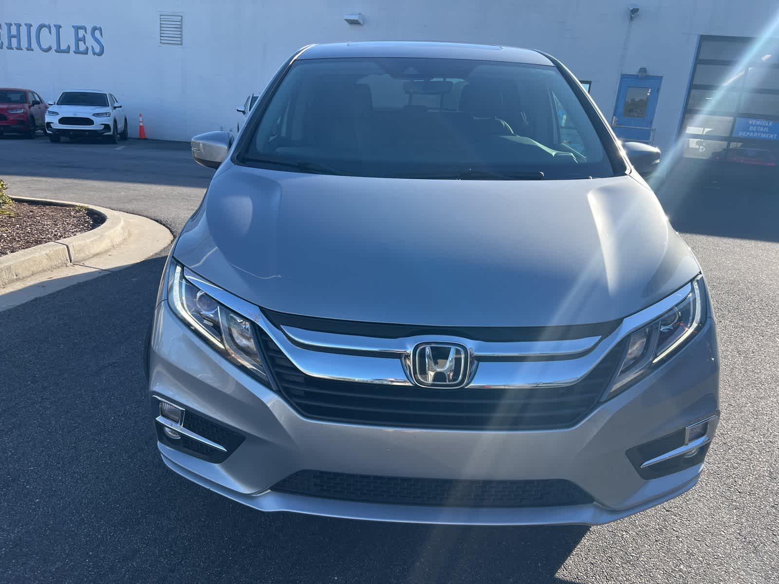 Thumbnail: 2018 Honda Odyssey - 14