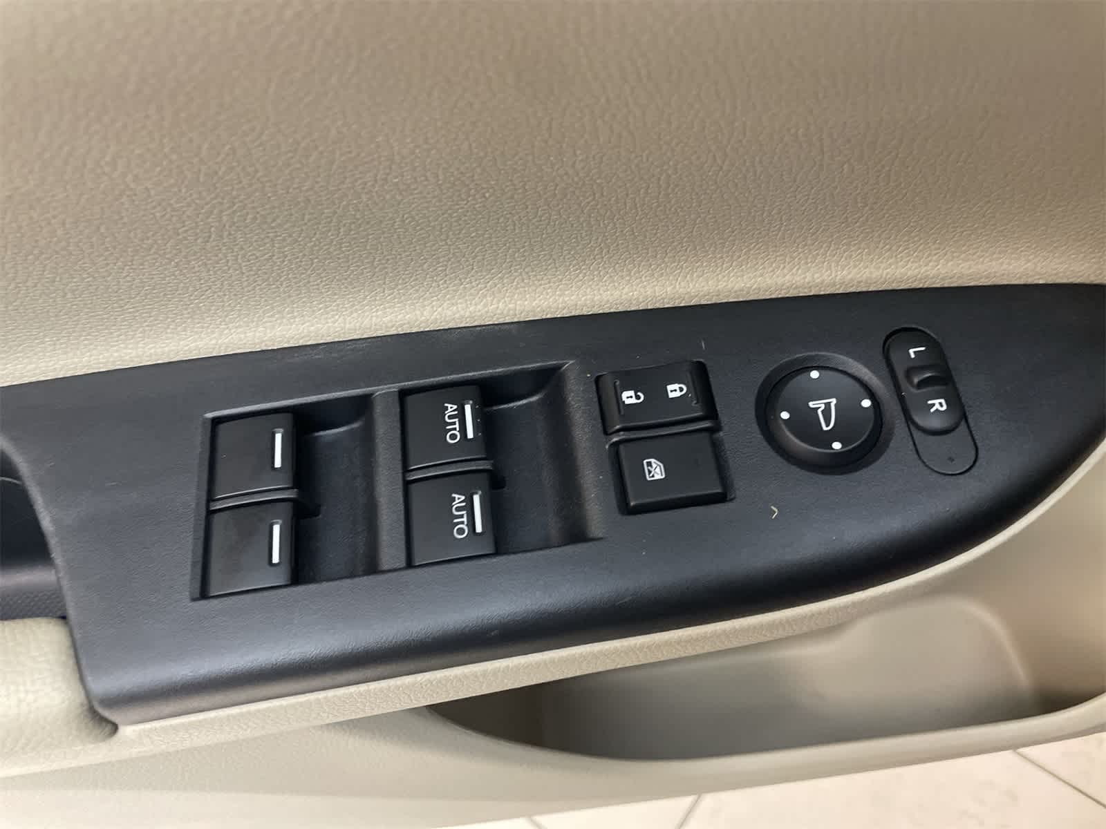 Thumbnail: 2014 Honda Accord - 17