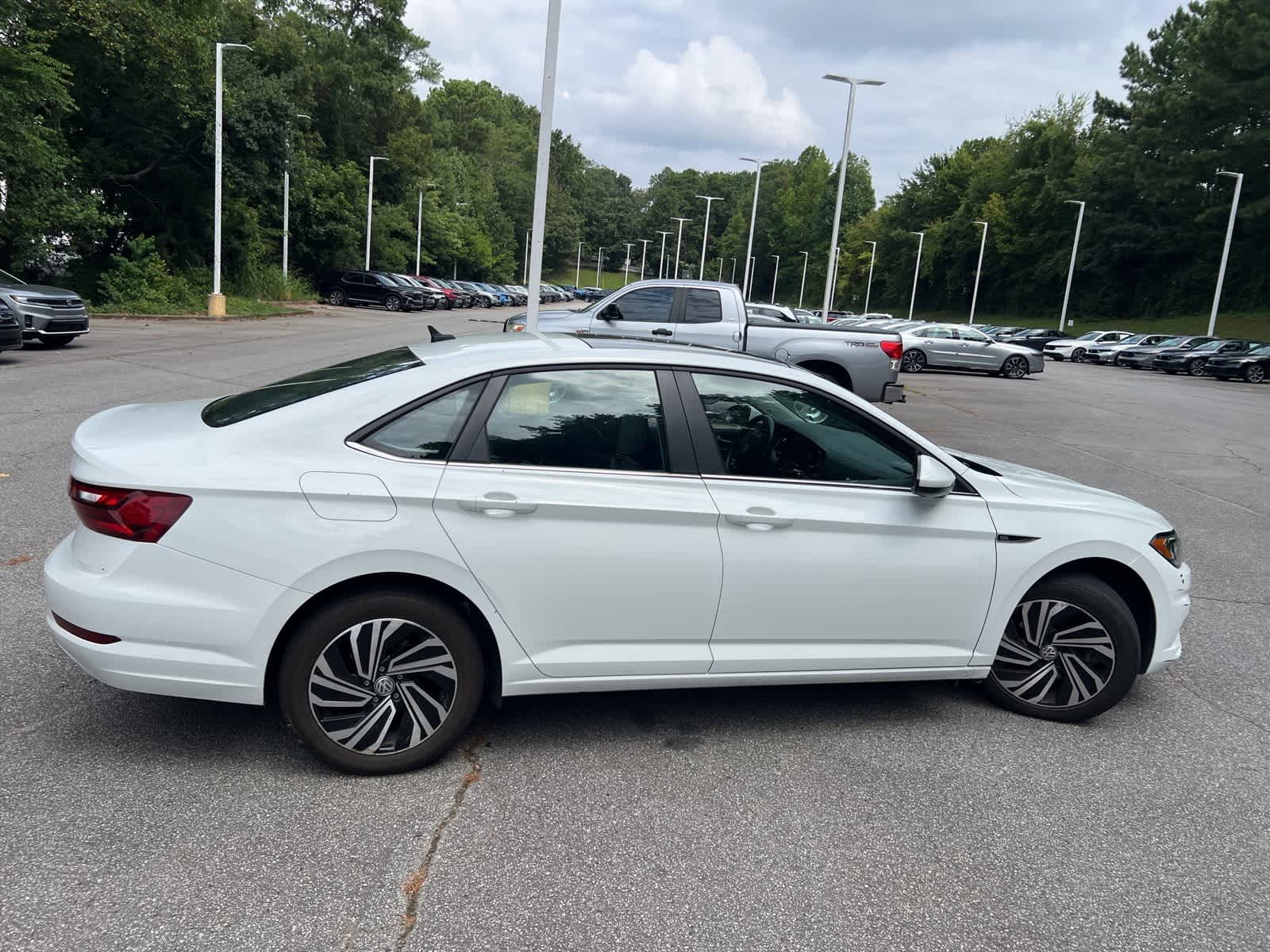 Thumbnail: 2020 Volkswagen Jetta - 11
