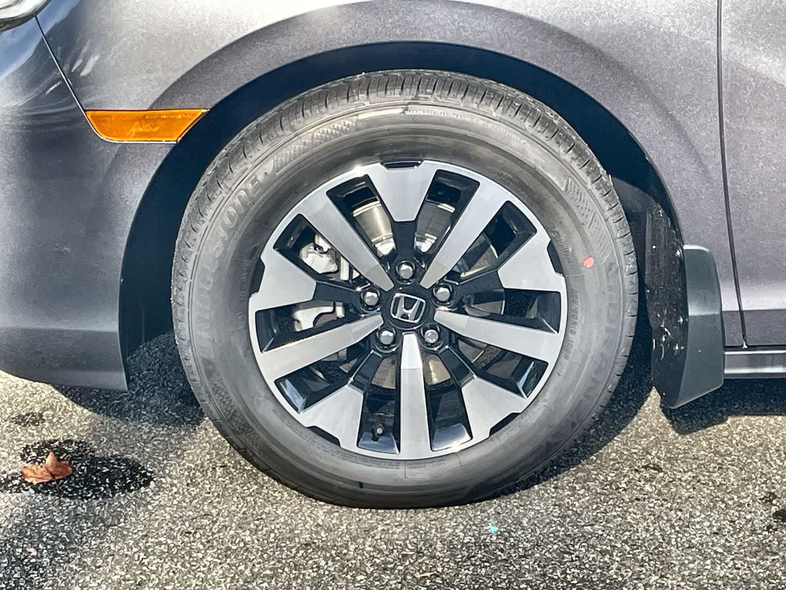Thumbnail: 2026 Honda Odyssey - 7
