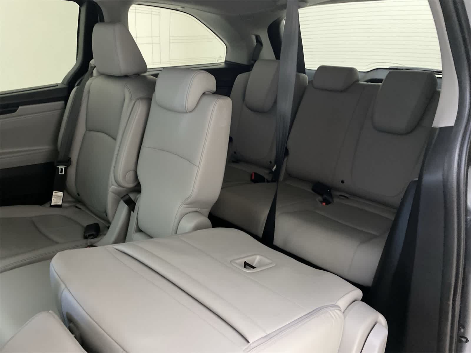 Thumbnail: 2024 Honda Odyssey - 22