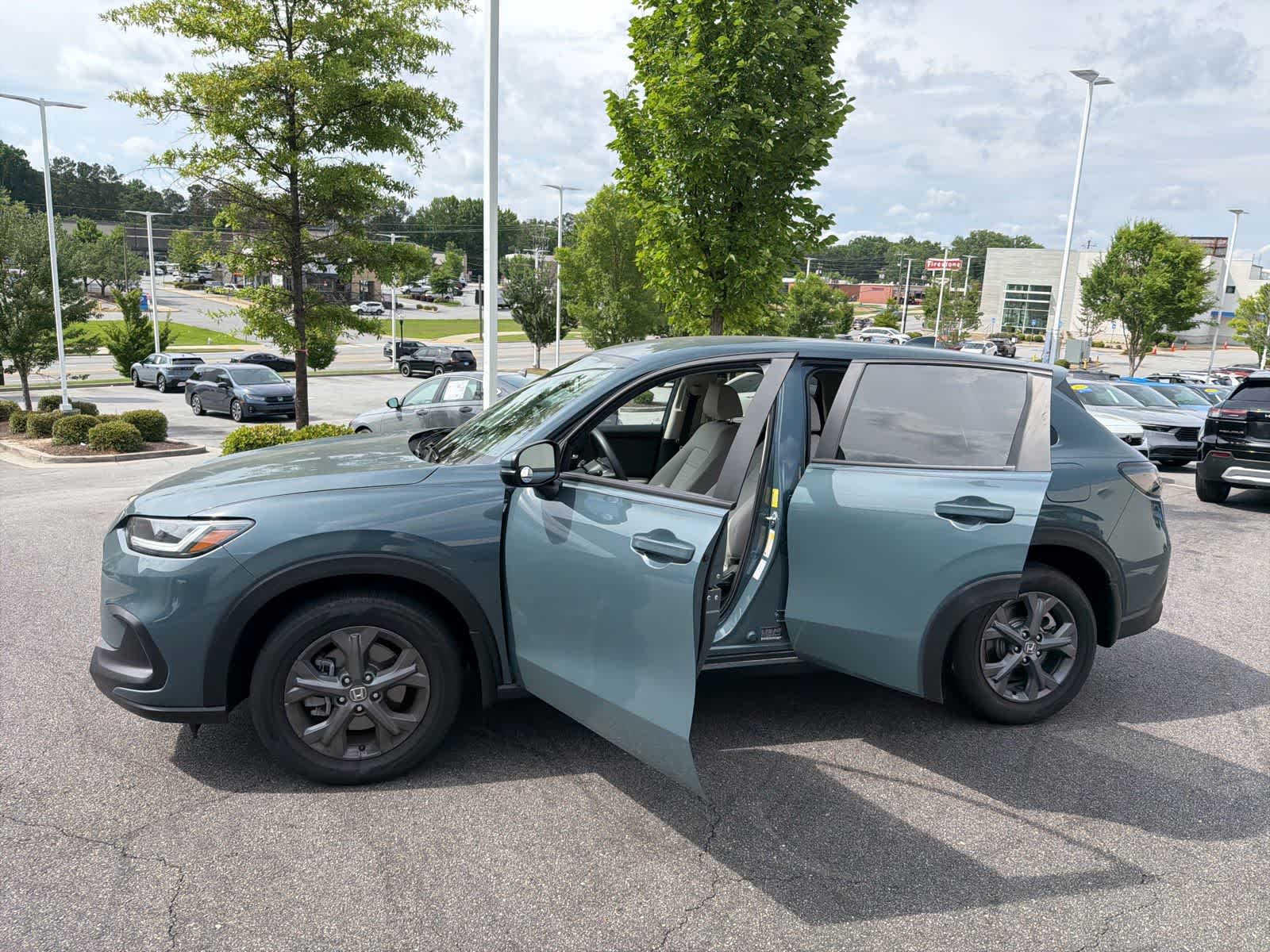 Thumbnail: 2026 Honda HR-V - 18