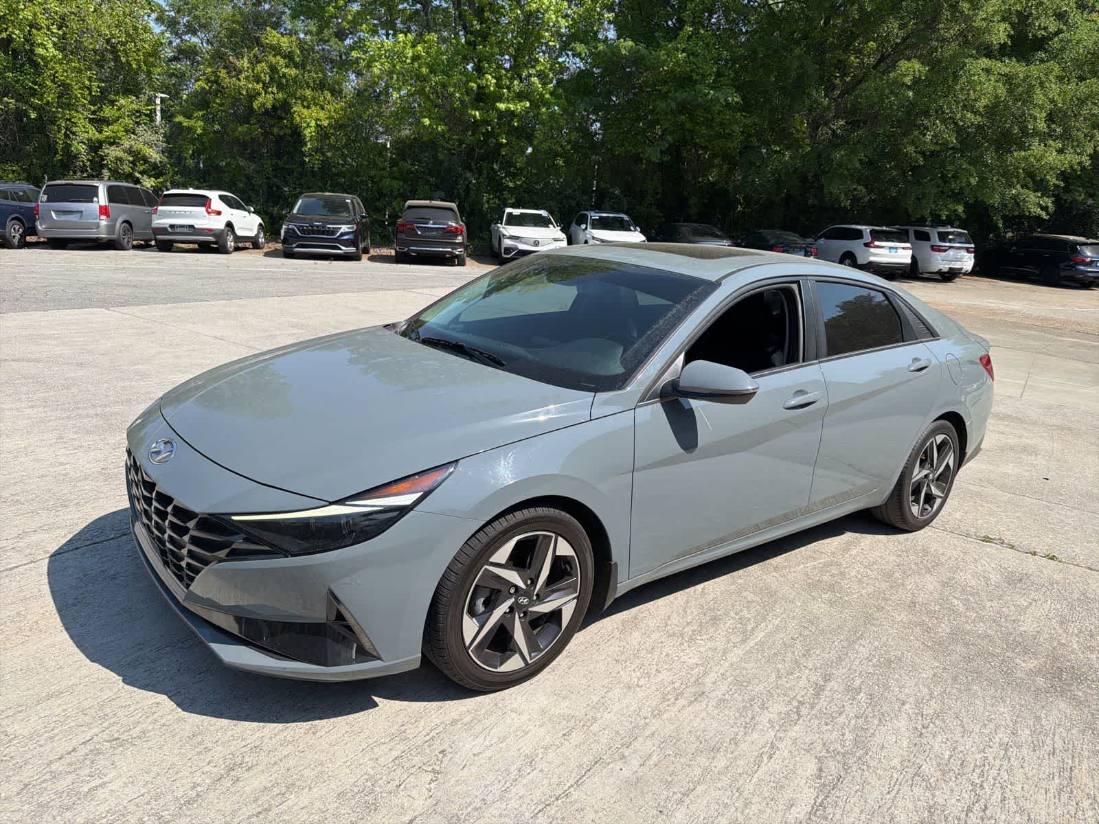 Thumbnail: 2023 Hyundai Elantra - 4